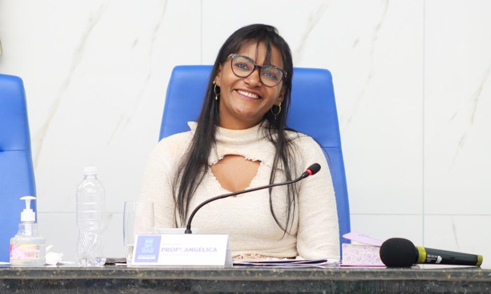 Professora Angélica propõe criação do programa Empresa Amiga do Idoso em Camaçari