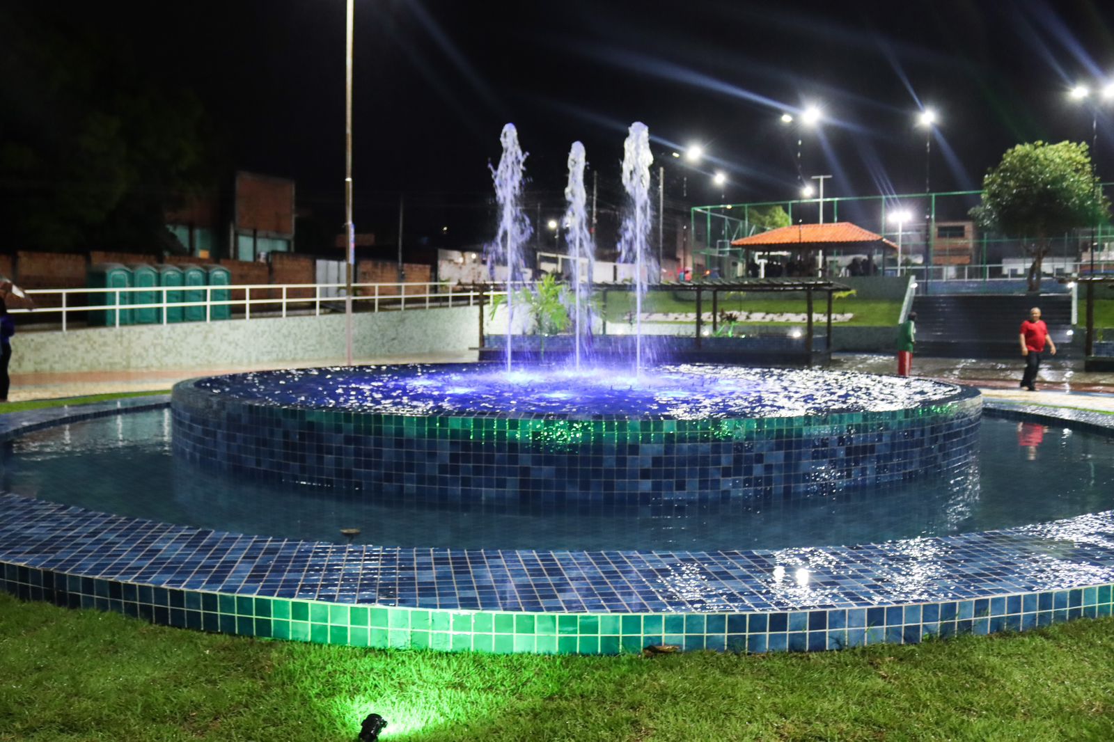 Com investimento superior a R$ 1,7 milhão, governo inaugura nova praça no Verdes Horizontes