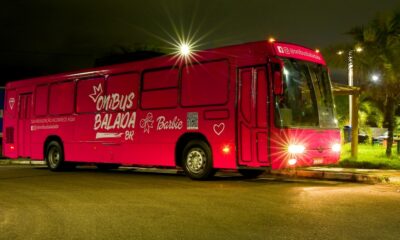 Ônibus 'Balada com a Barbie' desembarca no Parque Shopping Bahia