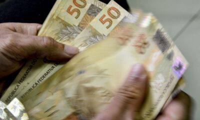 Receita inicia pagamento do terceiro lote de restituição do Imposto de Renda