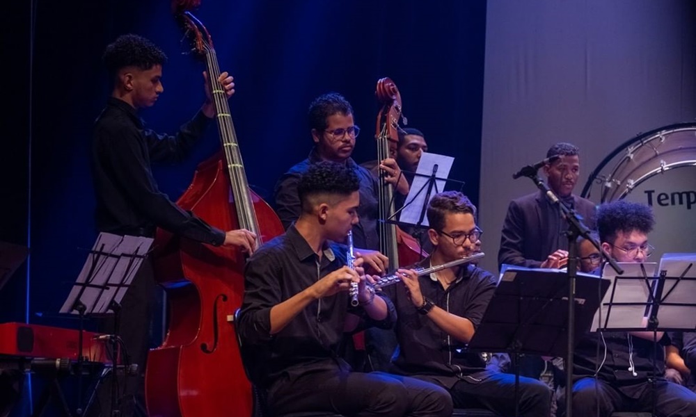 Orquestra Caraípa apresenta concerto em homenagem ao mês dos pais