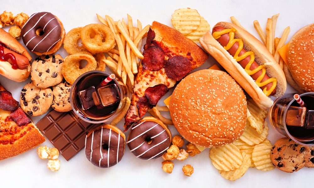 No Dia Nacional do Combate ao Colesterol, nutricionista alerta sobre os riscos relacionados à alimentação