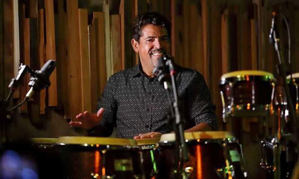 CDS promove workshop de percussão com músico Orlando Bolão
