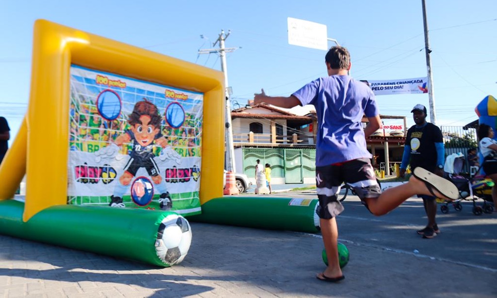 Dia das Crianças é marcado por música, brincadeiras e alegria em Vila de Abrantes