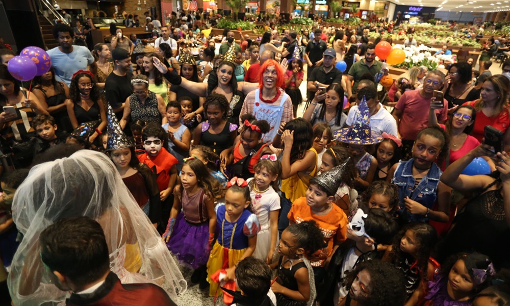 Halloween do Parque Shopping Bahia tem caça aos doces e desfile de personagens no domingo