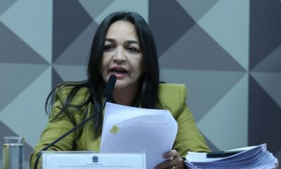 Relatora da CPMI pede indiciamento de Bolsonaro e mais 60 golpistas