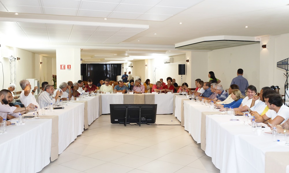 Jerônimo reúne aliados para afunilamento das discussões sobre eleições municipais de Salvador