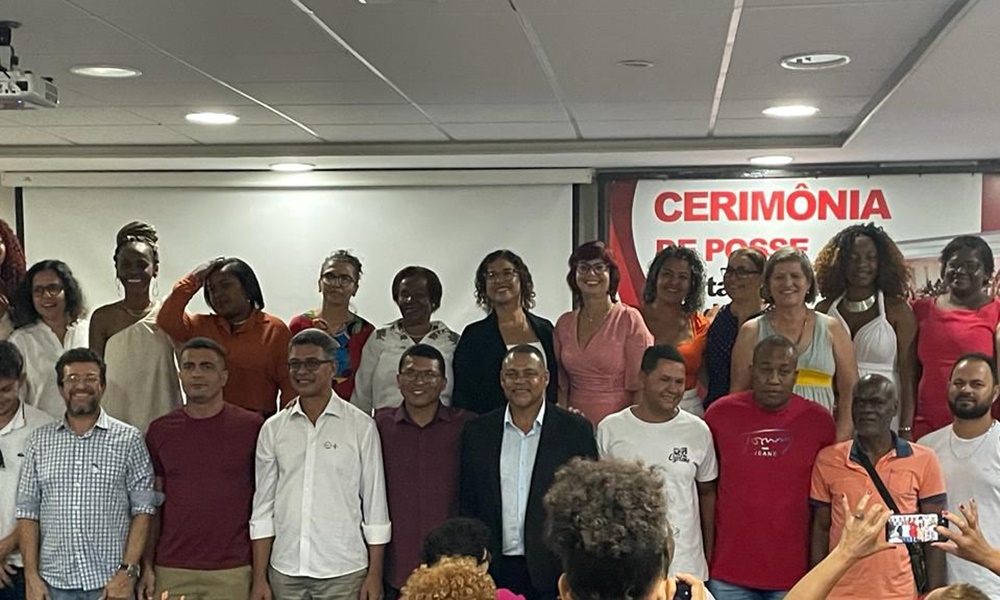 Professora Ana Carla Fagundes é eleita representante de Camaçari na CUT Bahia