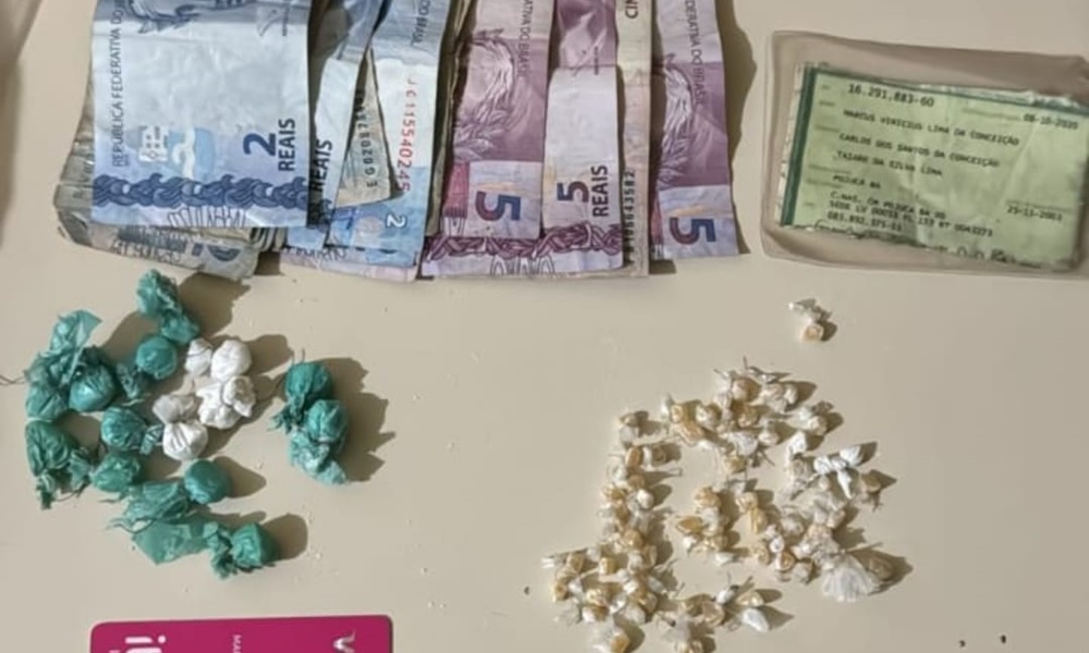 Cipe Polo prende homem com 57 pedras de crack, 14 porções de cocaína e dinheiro em Pojuca