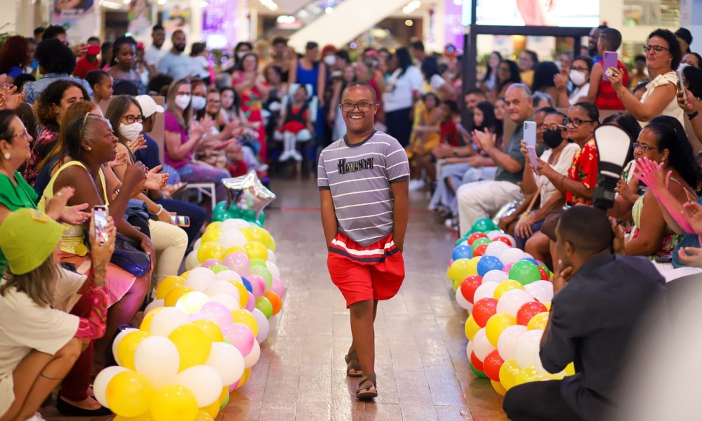 Desfile Saindo da Invisibilidade promove inclusão e representatividade no Shopping Bela Vista