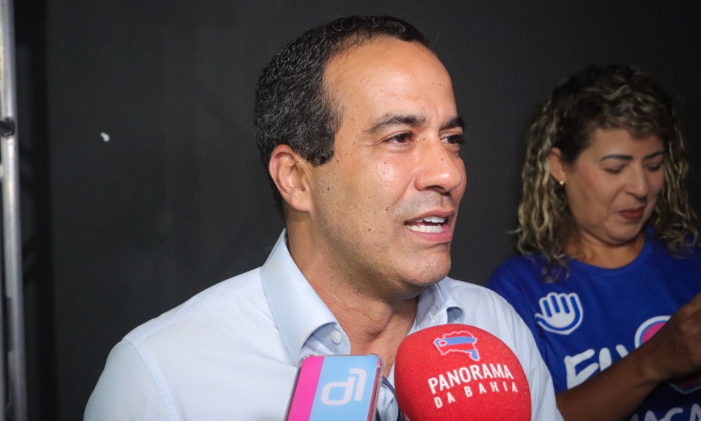 "Flávio está preparado para continuar o trabalho iniciado por Elinaldo", declara ACM Neto em Camaçari
