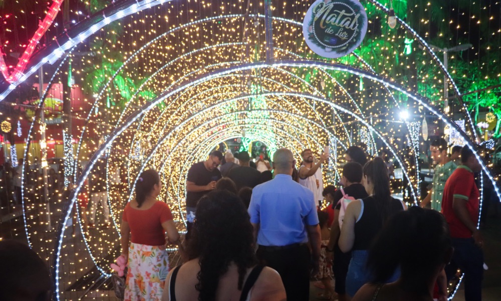 Natal de Luz da Praça Abrantes tem último fim de semana; veja programação