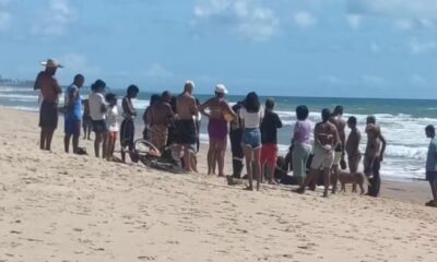 Feriado de Natal: adolescente de 15 anos morre afogado em praia de Arembepe