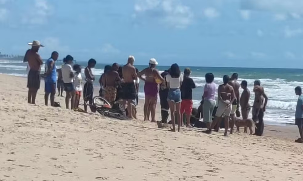 Feriado de Natal: adolescente de 15 anos morre afogado em praia de Arembepe