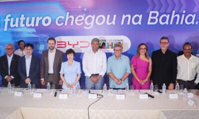 Jerônimo e representantes da BYD se reúnem com empresários de Camaçari