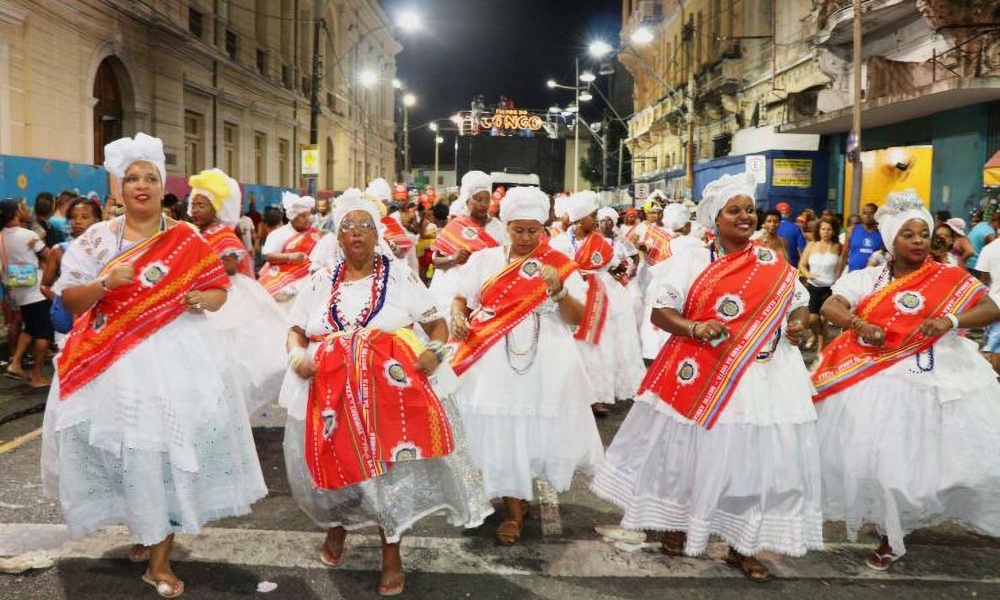 Projeto Afoxé Cultura Ancestral promove desfile com mais de 30 grupos no Pelourinho nesta sexta
