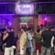 Bar Beco dos Artistas reúne sarau, arte drag, samba e karaokê no Rio Vermelho neste fim de semana