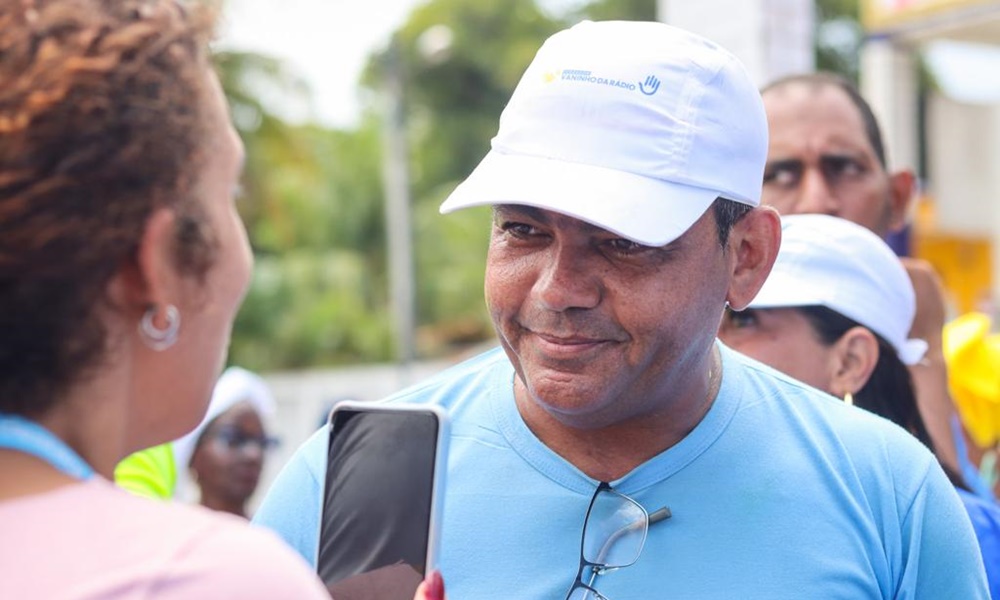 "O lugar promissor é o lado de cá", diz Vaninho sobre membros do governo migrarem para oposição