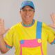 Em minitrio, Tio Paulinho comanda pré-Carnaval para garotada no Salvador Norte