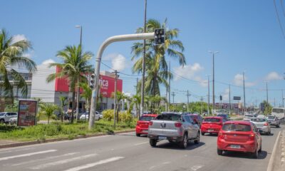 Furtos de cabos semafóricos em Lauro de Freitas causam prejuízo superior a R$ 250 mil