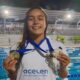 Nadadora baiana Luísa Sugimoto se destaca e garante vaga no campeonato Troféu Brasil