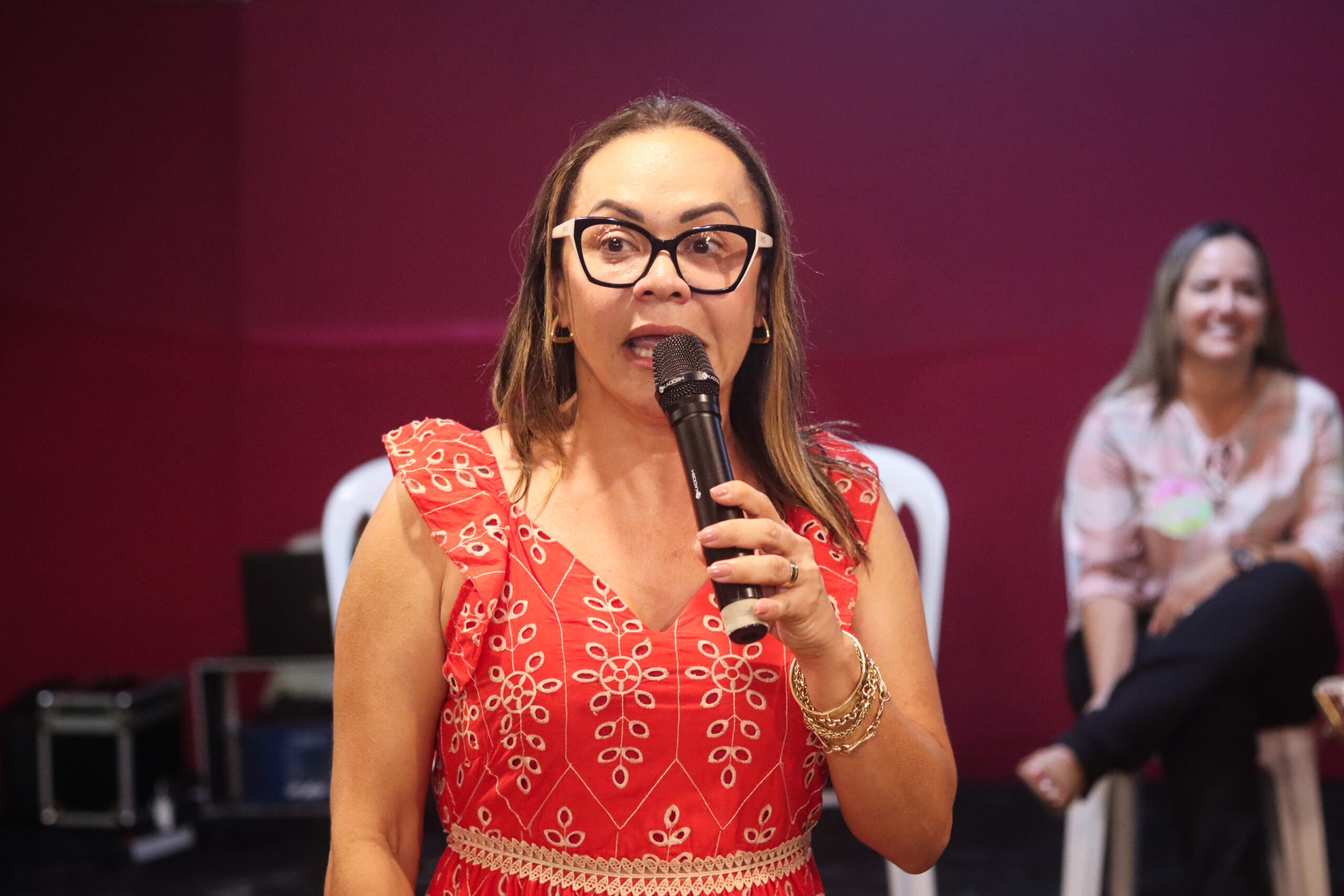 Gabriela Mendes reúne multidão em lançamento de pré-candidatura à vereadora