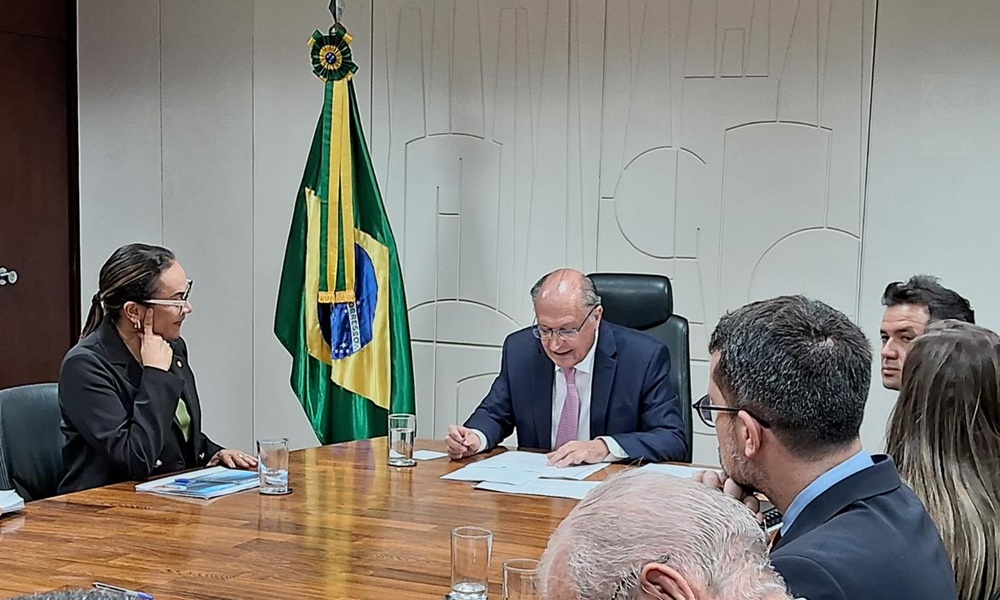 Com Alckmin, Ivoneide discute ações de fortalecimento e proteção da indústria química no Brasil