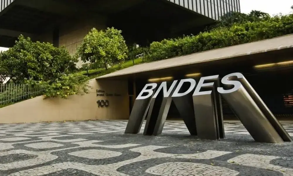 Com salário inicial de R$ 20.900, BNDES anuncia concurso com 150 vagas
