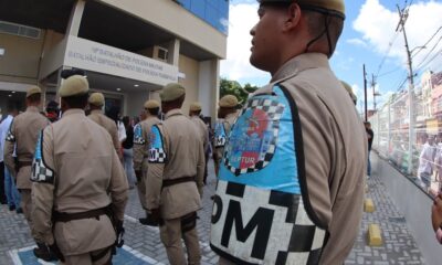 Governo da Bahia concede gratificação de R$ 39 milhões para policiais militares, civis e peritos