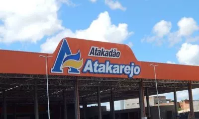 Atakarejo anuncia novas vagas de emprego em Camaçari