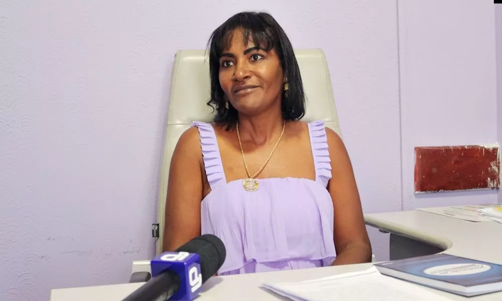 "Não quero politicagem, quero justiça", dispara Professora Angélica sobre acusações contra Dentinho