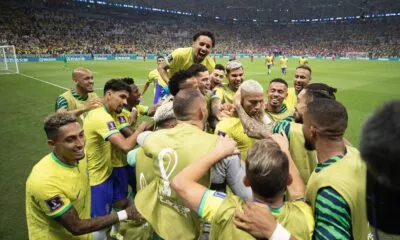 Após vencer a Sérvia na estreia, Brasil assume liderança do grupo G