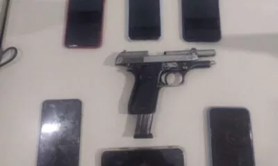 Polícia apreende pistola, munições e seis celulares roubados em Candeias; o suspeito morreu
