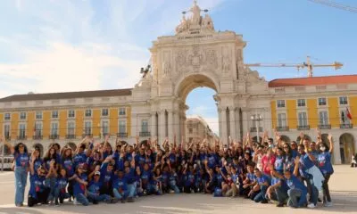 Estudantes da rede pública de Mata de São João embarcam para intercâmbio em Portugal